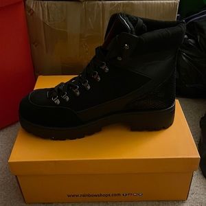 Black size 11 boots